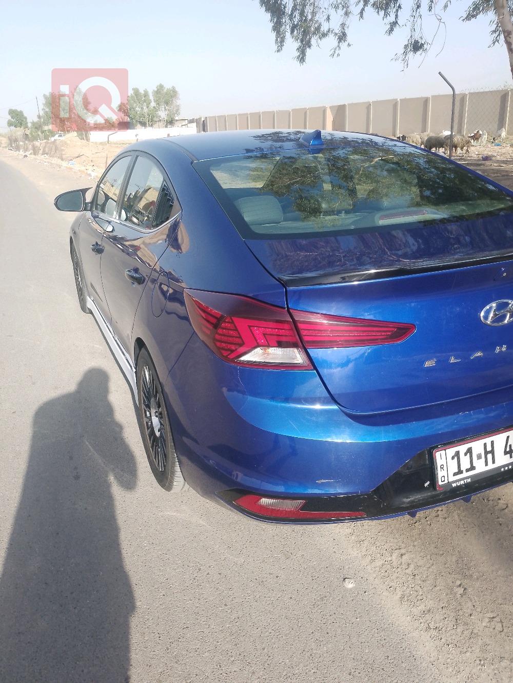 هیوندای ئەلەنترا